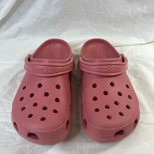 Crocs Classic Clog, Pink, Gently Worn
